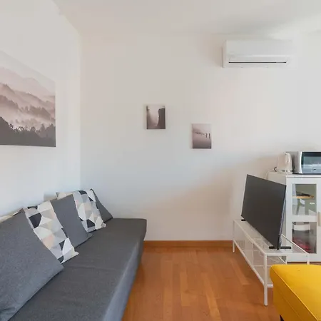 Appartement Loverhome 3 *