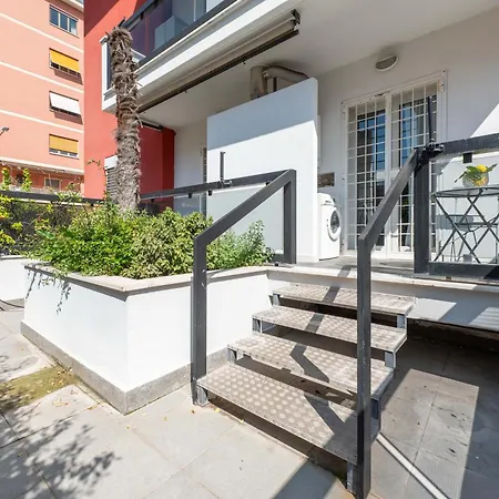 Appartement Loverhome 3 *