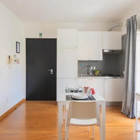Loverhome 3 *